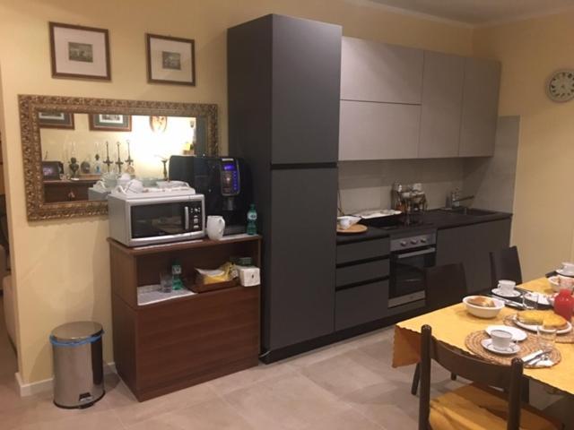 B&B Distretto Fiera Болоня Екстериор снимка