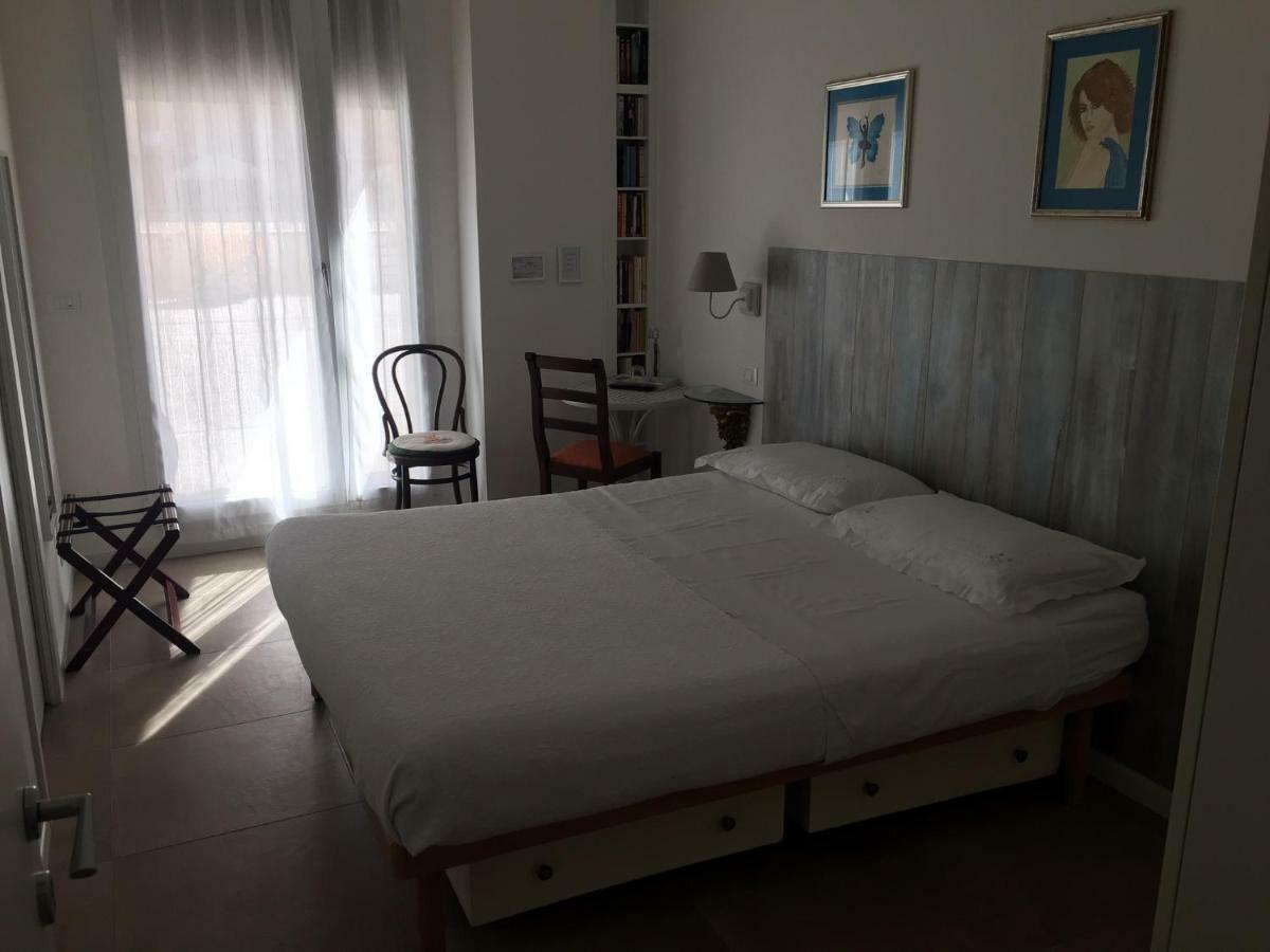 B&B Distretto Fiera Болоня Екстериор снимка